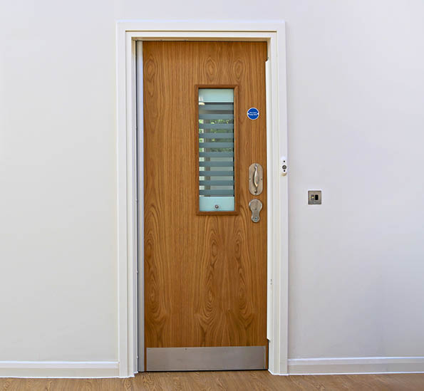 AntiBarricade Door with FullDoor Ligature Alarm Hipac