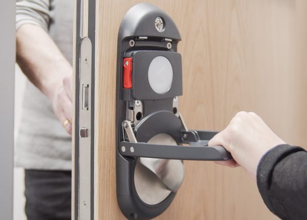 Electronic Lockset on door using emergency access